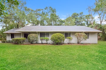 4020 Park Ave Deland, FL 32720